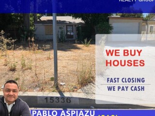 we-buy-houses-real-estate-agent