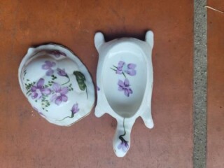 vintage-40s-porcelain-covered-box-turtle-fruit