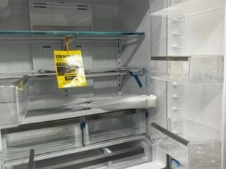 bosch-counterdepth-3-door-refrigerator-with-ice-maker-open-box