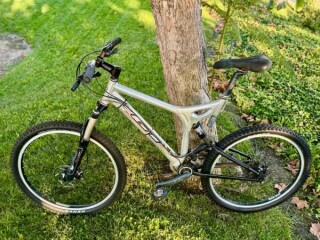 1999-gt-xcr-mtn-bike-large