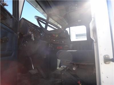 1993-freightliner-fld112-fuel-truck-big-1