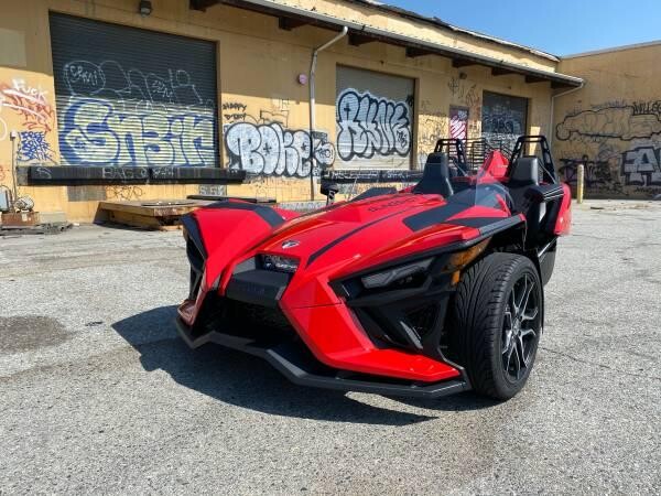 2020-polaris-slingshot-big-2