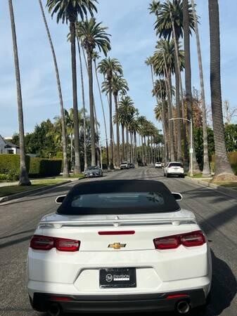 camaro-for-rent-car-rent-big-6