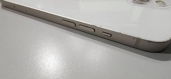 att-iphone-13-128gb-white-big-1