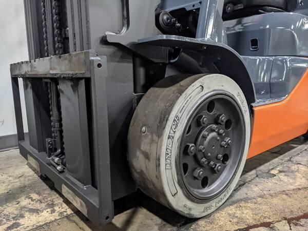 2017-toyota-8fgcu30-forklift-big-11