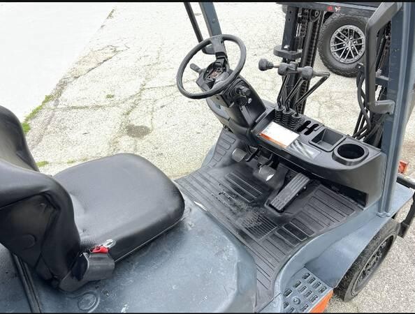 2012-toyota-forklift-8fgcu25-trucker-mast-max-height-80-big-0