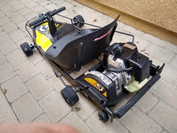 bladez-power-kart-tanaka-40cc-go-kart-big-2