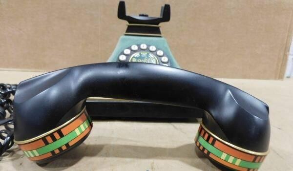 poker-styled-texas-holdem-telephone-poker-phone-big-1