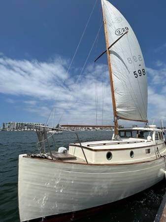 1-14-partner-wanted-on-35-motorsailer-big-12