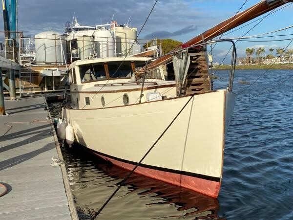 1-14-partner-wanted-on-35-motorsailer-big-10