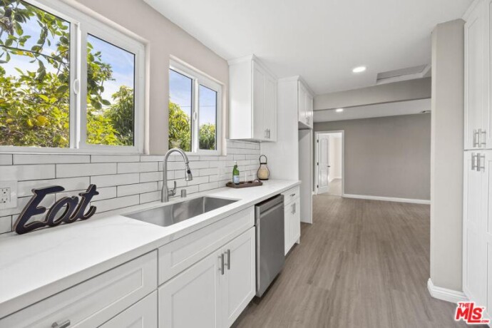 1495-private-room-with-private-bathroom-big-3