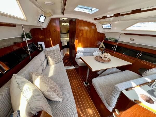 1983-hunter-34-sailboat-share-in-partnership-big-12