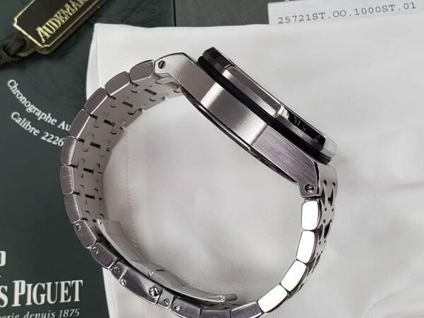 audemars-piguet-royal-oak-offshore-chrono-big-2