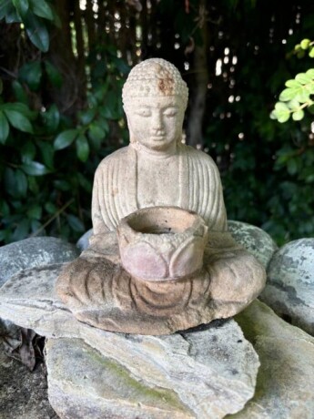 sitting-buddha-statue-big-0